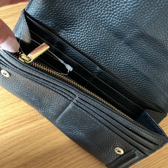 Tory Burch Navy Wallet - Picture 3 of 3